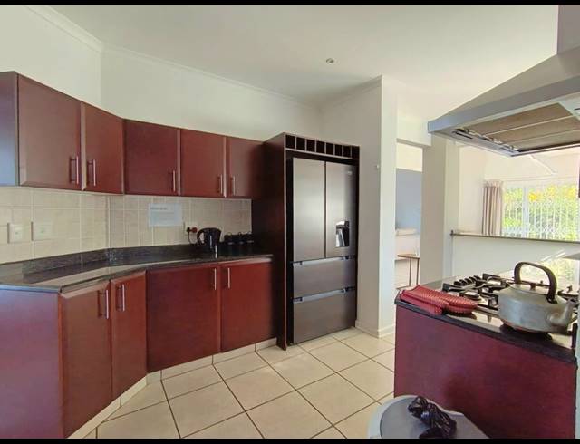 4 BEDROOM HOUSE FOR SALE IN BALLITO CENTRAL